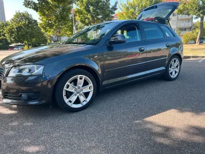 Gebraucht Audi A3 Sportback 125 PS (91 kW) 2009 Schwarz Kleinwagen