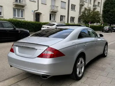 Gebraucht Mercedes CLS500 306 PS (225 kW) 2004 Grau Coupé
