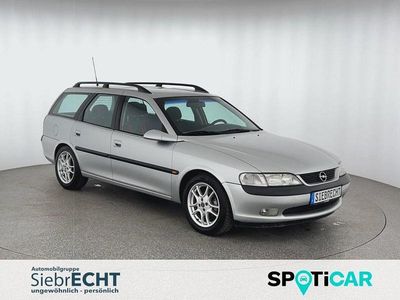 Gebraucht Opel Vectra 116 PS (85 kW) 1998 Silber Kombi