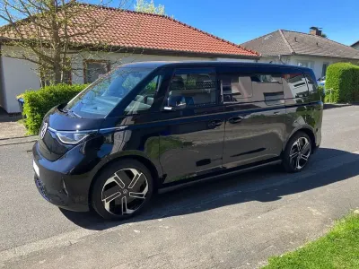 Używany VW ID. Buzz GTX 250 kW (340 KM) 2025 Czarny Minivan