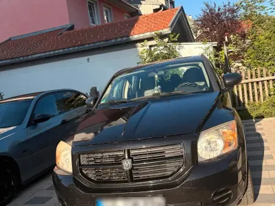 Gebraucht Dodge Caliber 150 PS (110 kW) 2010 Schwarz Kleinwagen