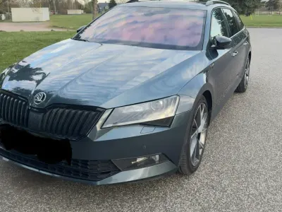 Gebraucht Skoda Superb 190 PS (139 kW) 2018 Grau Kombi