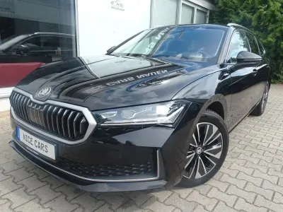 Gebraucht Skoda Superb LAURIN & KLEMENT 150 PS (110 kW) 2024 Schwarz Kombi