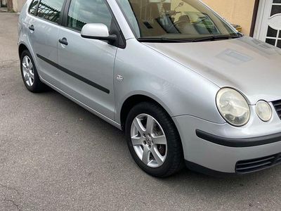 Brugt VW Polo 75 HK (55 kW) 2004 Sølv Hatchback