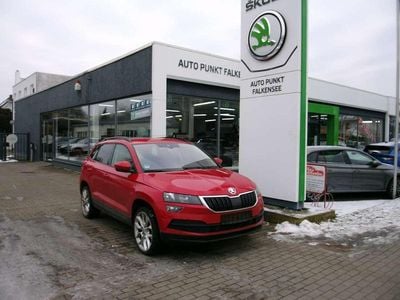 Velvetrot metallic Gebraucht 2021 Skoda Karoq Style SUV | 21.900 € (Guter Preis)