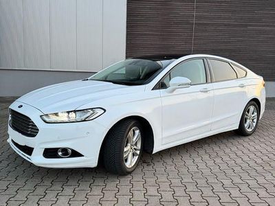 Gebraucht Ford Mondeo Titanium 150 PS (110 kW) 2016 Weiß Limousine