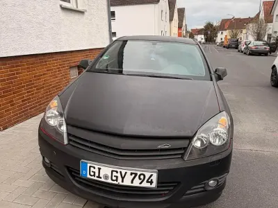 Gebraucht Opel Astra 121 PS (88 kW) 2008 Grau Coupé
