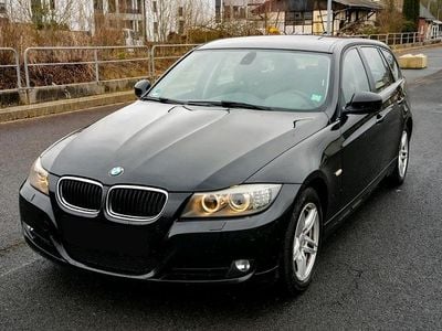 Gebraucht BMW 320 Comfort Edition 184 PS (135 kW) 2011 Schwarz Kombi