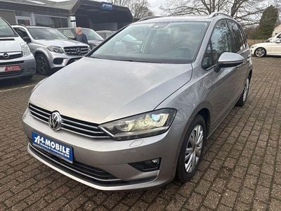 Silber Gebraucht 2016 VW Golf Sportsvan Allstar Van / Kleinbus | 12.299 € (Fairer Preis)