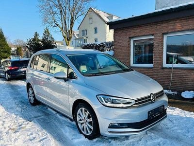 Silber Gebraucht 2019 VW Touran Highline Van / Kleinbus | 20.500 € (Superpreis)