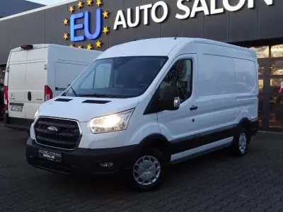Gebraucht Ford Transit Trend 131 PS (96 kW) 2022 Frostweiss Van