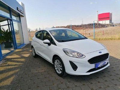 Second-hand Ford Fiesta Trend 75 CP (55 kW) 2021 Alb Hatchback