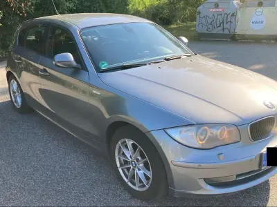 Gebraucht BMW 118 143 PS (105 kW) 2011 Grau Kleinwagen