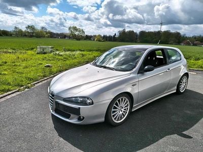 Usata Alfa Romeo 147 120 CV (88 kW) 2007 Argento Utilitaria