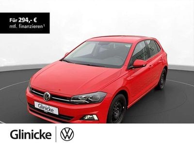Flashrot Gebraucht 2019 VW Polo Comfortline Limousine | 13.990 € (Fairer Preis)