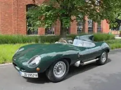 Käytetty Jaguar D-Type 265 HP (194 kW) 1964 Vihreä Avoauto