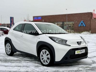 Weiß Gebraucht 2023 Toyota Aygo X X-play SUV | 13.990 € (Fairer Preis)