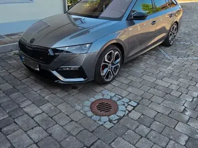 Gebraucht Skoda Octavia RS 200 PS (147 kW) 2023 Grau Kombi