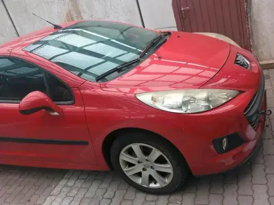 Occasion Peugeot 207 CC 120 PK (88 kW) 2010 Rood Cabriolet