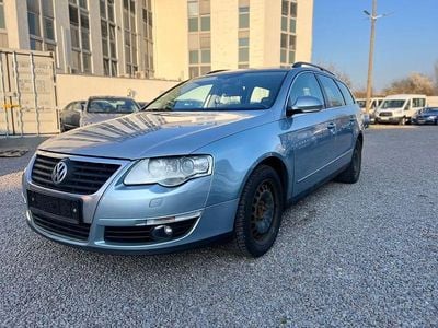 Usata VW Passat Comfortline 140 CV (102 kW) 2005 Blu Station wagon