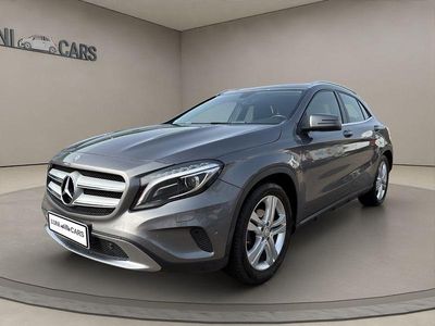 Gebraucht Mercedes GLA200 156 PS (114 kW) 2015 Grau SUV