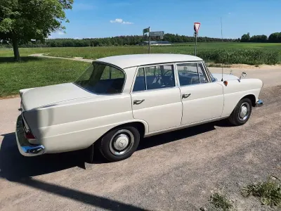 Gebraucht Mercedes 190 80 PS (58 kW) 1963 Grau Limousine