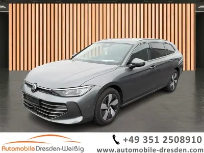 Begagnad VW Passat Elegance 150 HK (110 kW) 2025 Grå Kombi