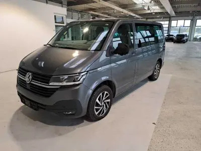 Gebraucht VW T6.1 150 PS (110 kW) 2020 Indiumgrau Van