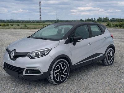 Gebraucht Renault Captur Luxe 90 PS (66 kW) 2015 Grau d69 + schwarz gne SUV