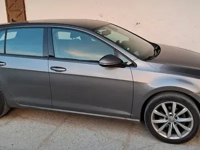 Gebraucht VW Golf VII Highline 150 PS (110 kW) 2013 Grau Limousine