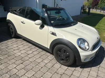 Käytetty Mini One Cabriolet 98 HP (72 kW) 2010 Valkoinen Avoauto