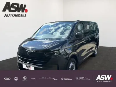 Neu VW T7 150 PS (110 kW) 2026 Midnight black metallic Van