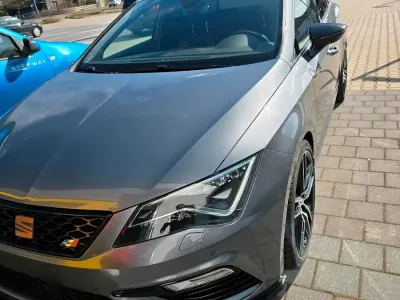 Używany Seat Leon ST CUPRA 300 KM (220 kW) 2018 Szary Kombi