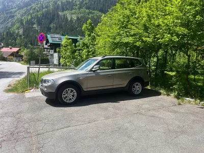 Gebraucht BMW X3 218 PS (160 kW) 2009 Gold SUV