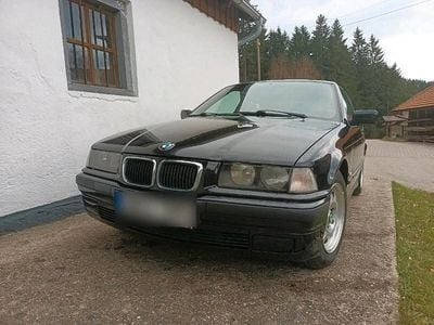 Gebraucht BMW 316 105 PS (77 kW) 1999 Schwarz Limousine