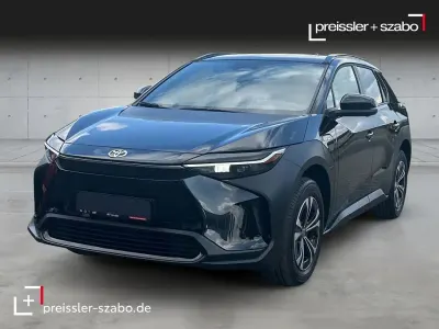 Gebraucht Toyota bZ4X Basis 150 kW (205 PS) 2023 Onyxschwarz SUV