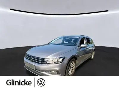 Gebraucht VW Passat Business 200 PS (147 kW) 2022 Pyritsilber metallic Kombi