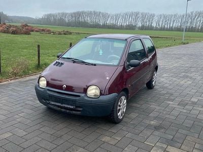 Gebraucht Renault Twingo Authentique 58 PS (42 kW) 2001 Rot Kleinwagen