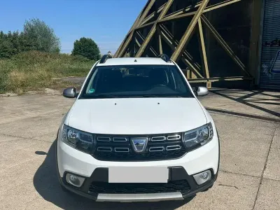 Gebraucht Dacia Sandero Prestige 90 PS (66 kW) 2018 Weiß Limousine