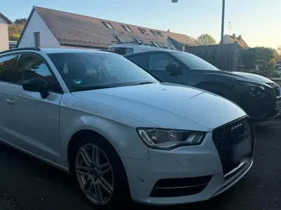 Gebraucht Audi A3 Sportback Ambiente 110 PS (80 kW) 2015 Weiß Kleinwagen