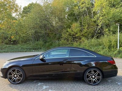 Mercedes E200