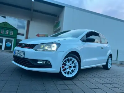 Gebraucht VW Polo 75 PS (55 kW) 2014 Weiß Limousine