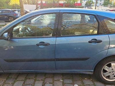 Usata Ford Focus 185 CV (136 kW) 2003 Blu Utilitaria