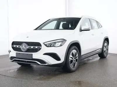 Used Mercedes GLA180 Advanced 136 HP (100 kW) 2024 White SUV