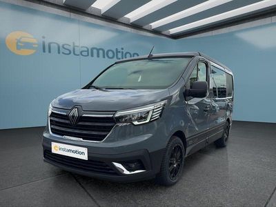 Usata Renault Trafic 150 CV (110 kW) 2024 Grigio Monovolume