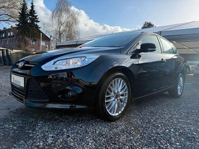 Gebraucht Ford Focus Trend 125 PS (91 kW) 2014 Schwarz Limousine