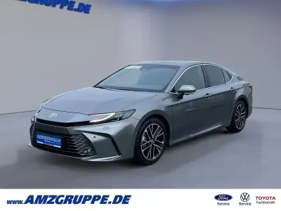 Neu Toyota Camry Executive 218 PS (160 kW) 2025 Platinum bronze met Limousine