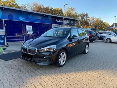 BMW 225