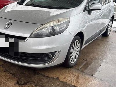 Second-hand Renault Mégane GrandTour 110 CP (80 kW) 2012 Negru Break