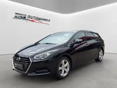 Gebraucht Hyundai i40 Premium 141 PS (103 kW) 2016 Schwarz Kombi